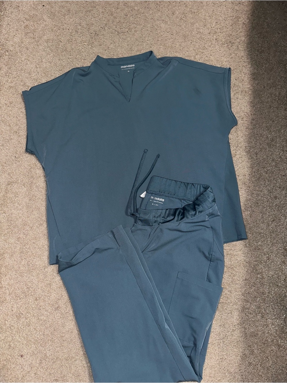 Stormy Sky Women’s Mandala Scrub Set
